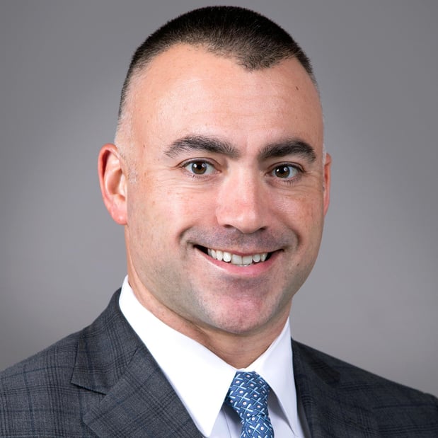 Images Edward Jones - Financial Advisor: Nicolas Lareau, CFP®