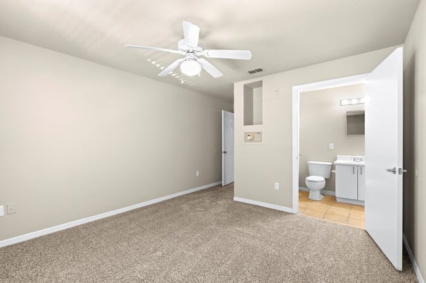 Images Miramar Apartments