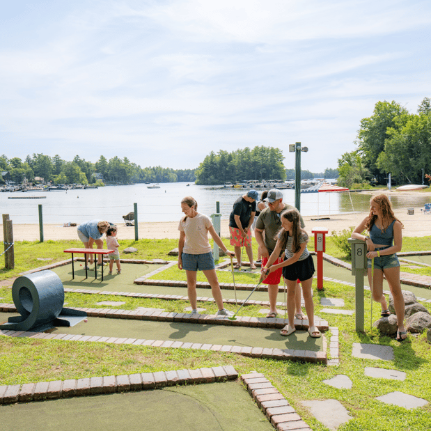 Images Point Sebago Resort