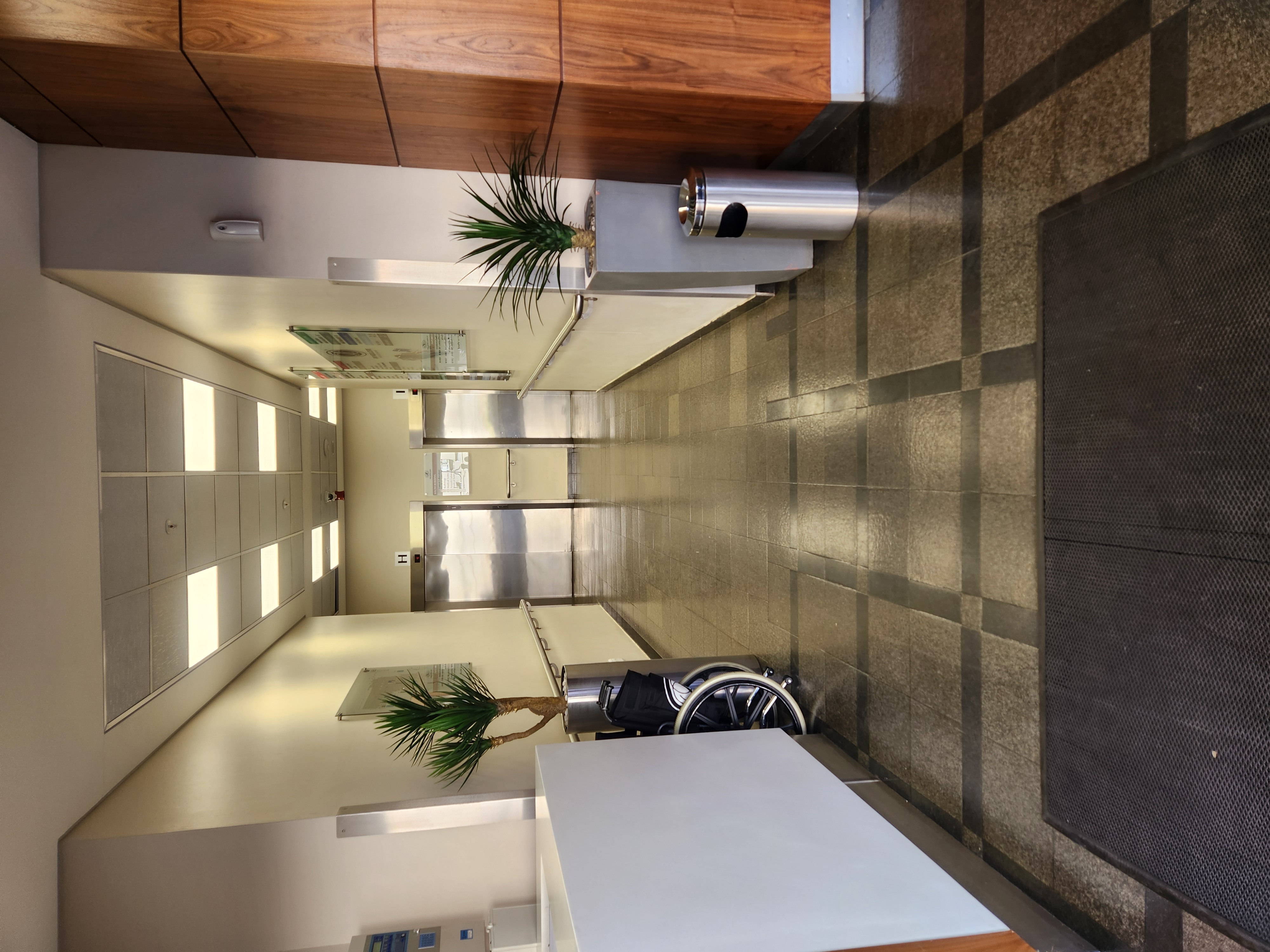 Images Ampath Arwyp Hospital Laboratory