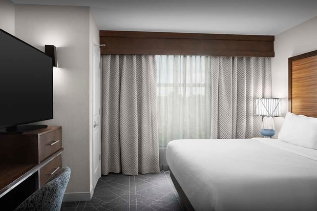Images Embassy Suites by Hilton Atlanta Kennesaw Town Center