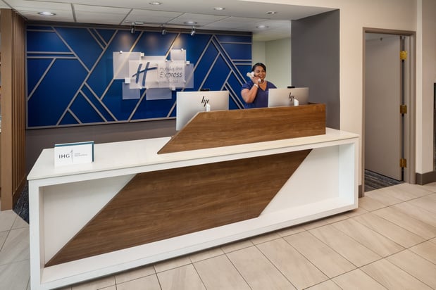 Images Holiday Inn Express & Suites Albemarle by IHG