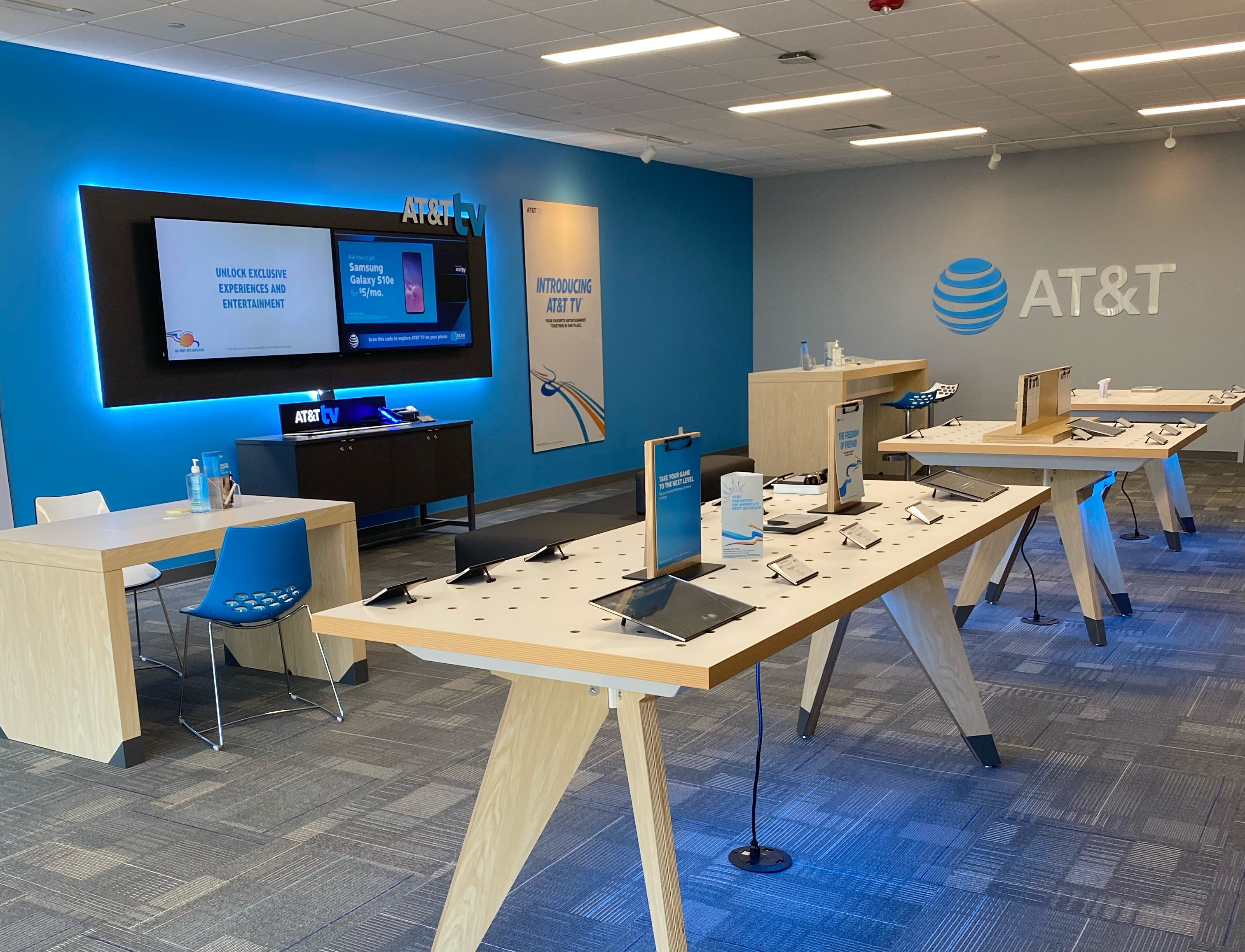 AT&T Store Photo