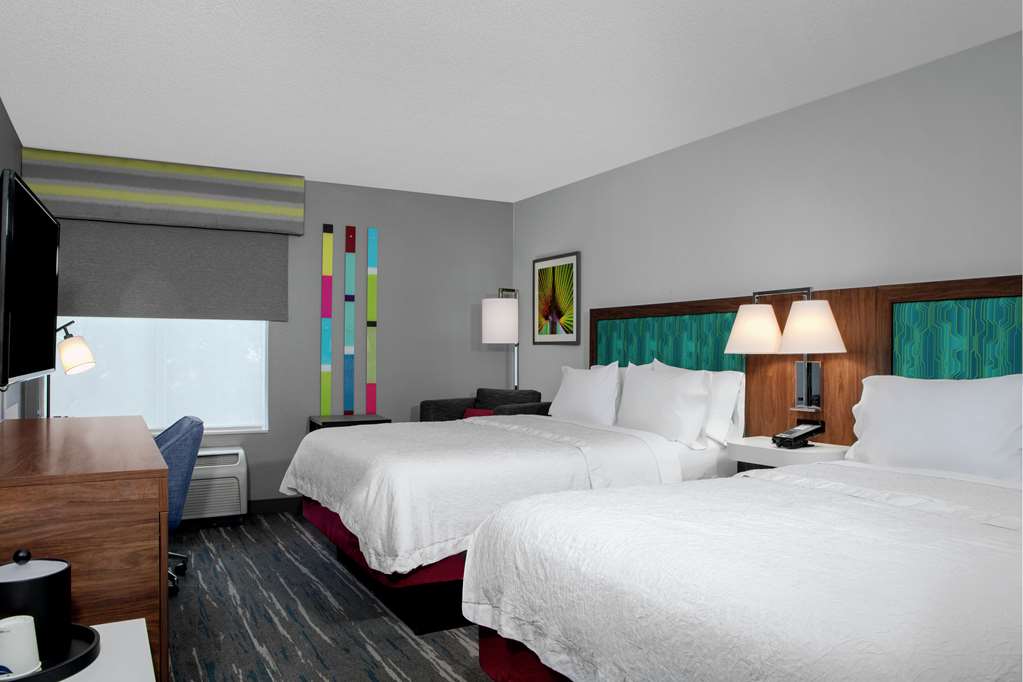 Guest room Hampton Inn Orlando/Lake Buena Vista Orlando (407)465-8150