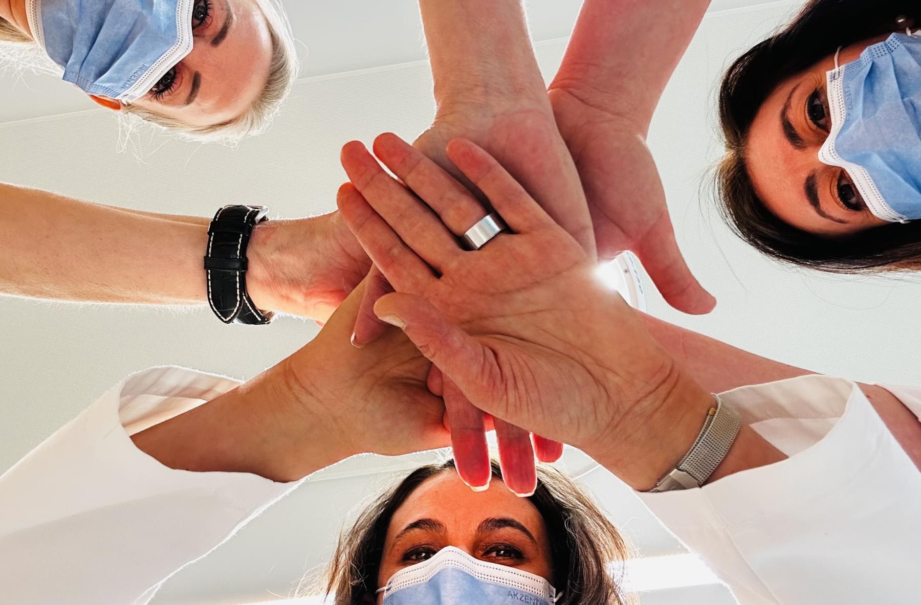 Bilder Dr. Dragieva Aesthetics | Dermatologie | Hautverjüngung | Eigenfettbehandlung