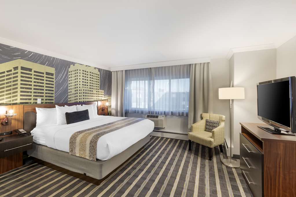 Suite 1 King