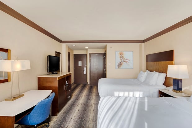 Images Crowne Plaza Harrisburg-Hershey by IHG