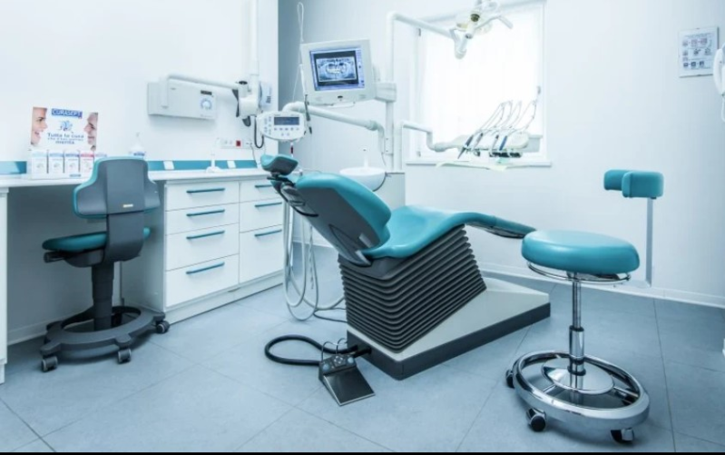 Images Dr.Fabio Ghezzi  Studio Dentistico