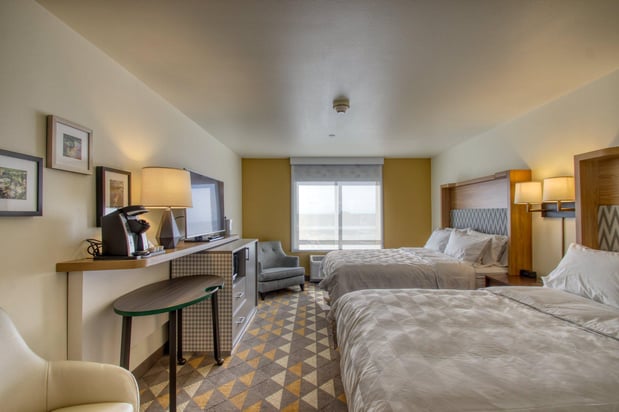 Images Holiday Inn Appleton by IHG