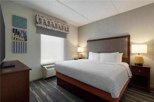 Images Hampton Inn & Suites Pittsburgh/Harmarville