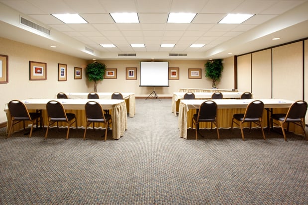Images Holiday Inn Express & Suites Salt Lake City-Airport East by IHG