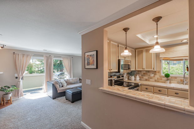 Images Monica Betancur, REALTOR | Compass