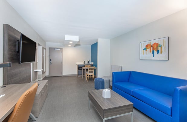 Images Holiday Inn Express Atlanta Airport - North by IHG