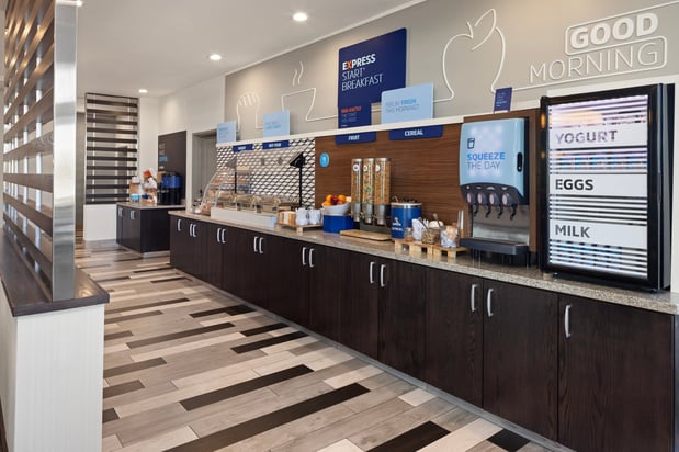 Images Holiday Inn Express Moline - Quad Cities by IHG