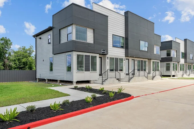 Images Villas at Mansfield