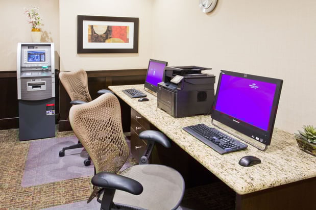 Images Crowne Plaza Anchorage-Midtown by IHG