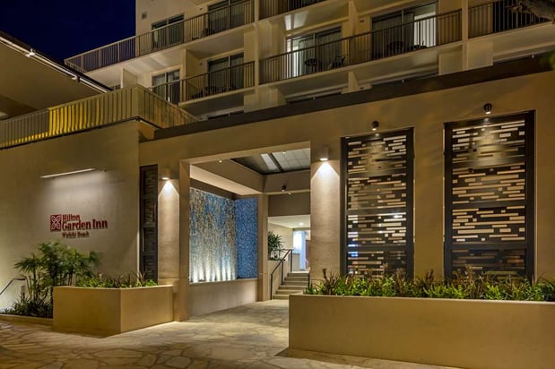 Images Hilton Garden Inn Waikiki Beach