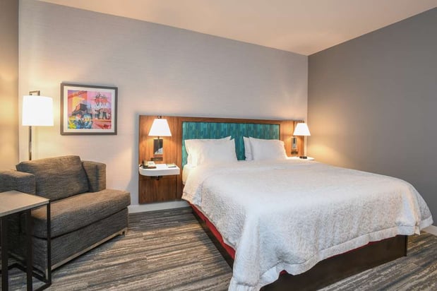 Images Hampton Inn & Suites Cincinnati Liberty Township