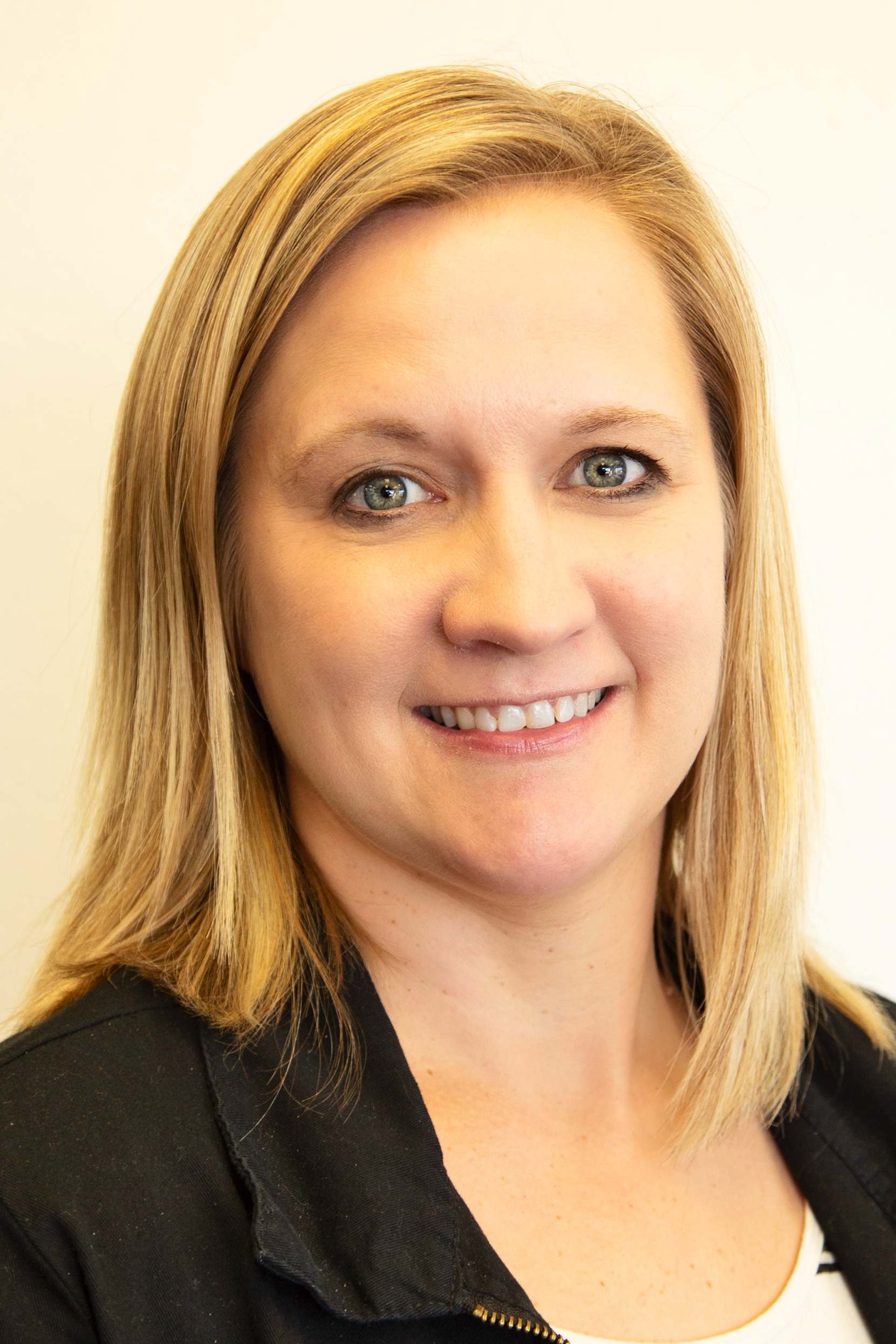 Photo of Lindsey Weich
