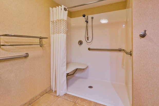 Images Hampton Inn Hendersonville