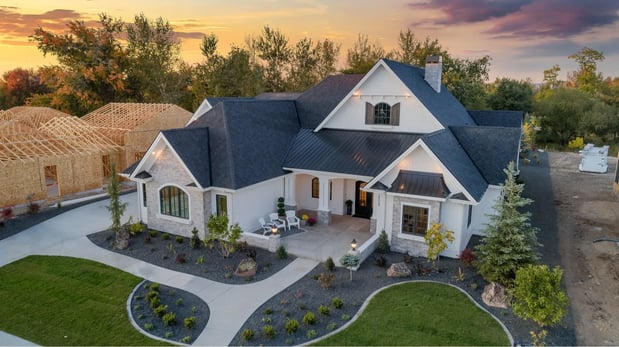 Images Signature Roofing Meridian