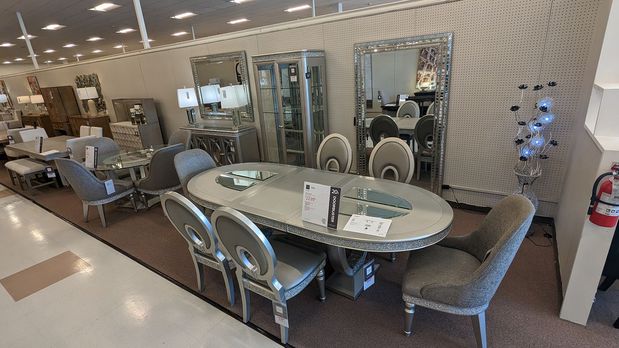 Images American Signature Furniture