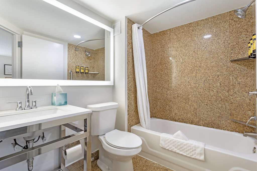 Guest Bathroom NK