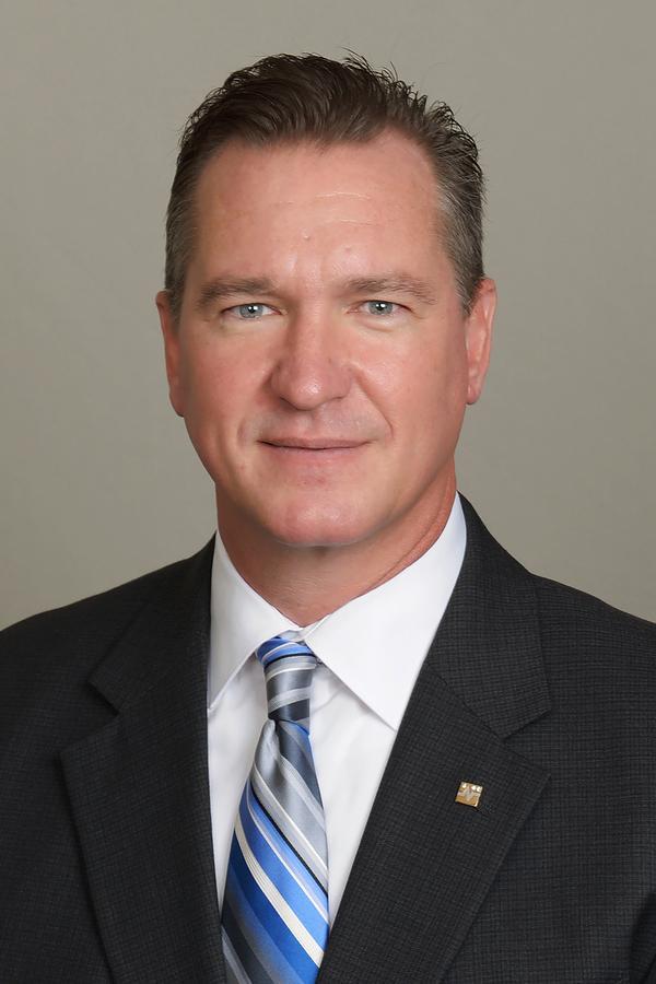 Edward Jones - Financial Advisor: Scott D Blattner, AAMS™ Roanoke (817)491-8822