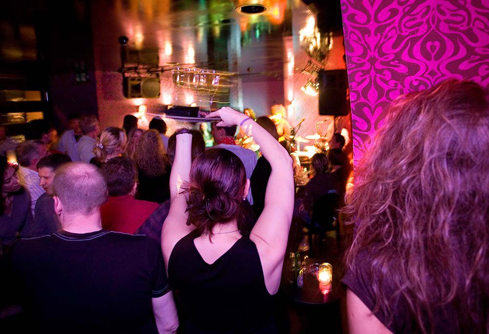 Pink - live music bar, Bahnhofstrasse 41 in Zermatt