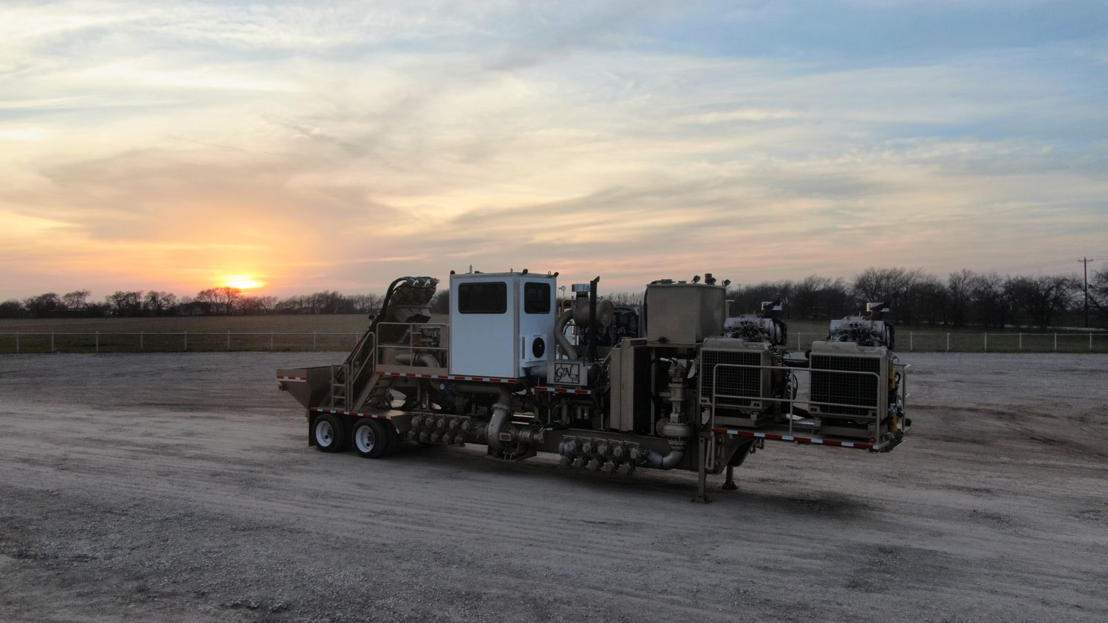 Whether your equipment fails at the job site, or you need to establish an on-going maintenance program for your entire fleet, we can help keep your equipment running efficiently.