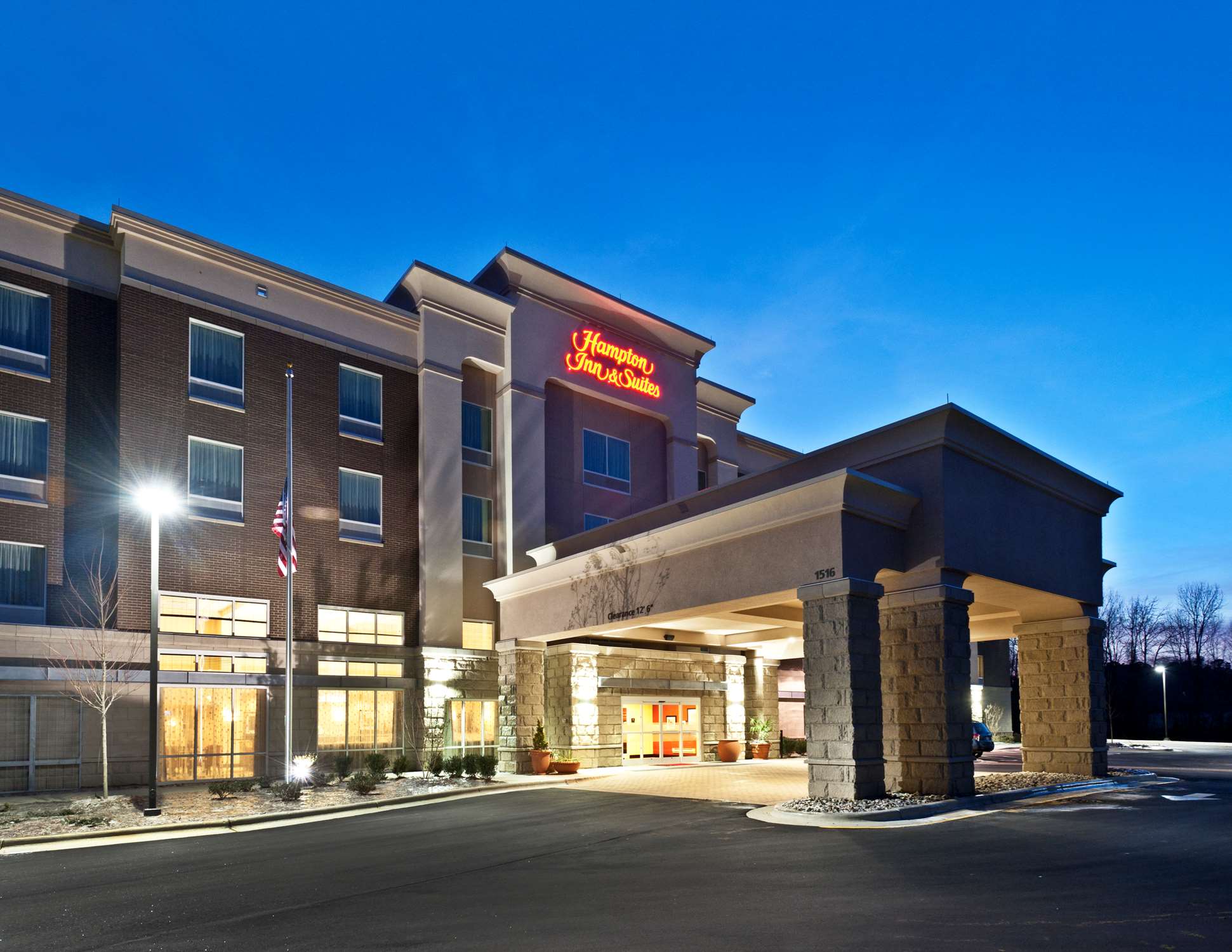 Hampton Inn & Suites Holly Springs