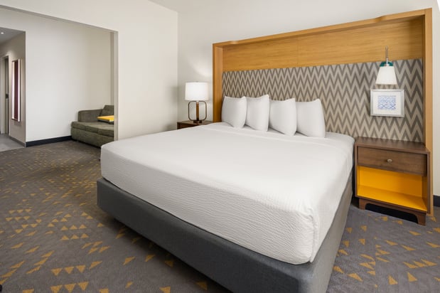 Images Holiday Inn Pearl - Jackson Area by IHG