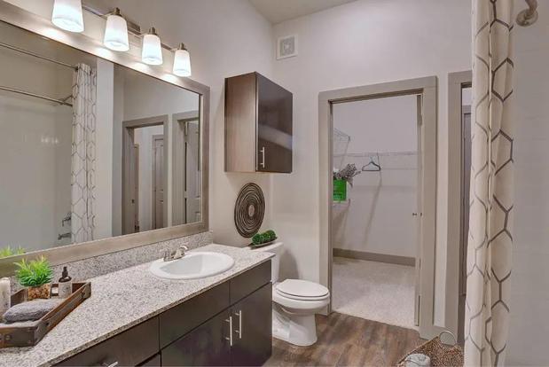 Images The Grand at Stonecreek