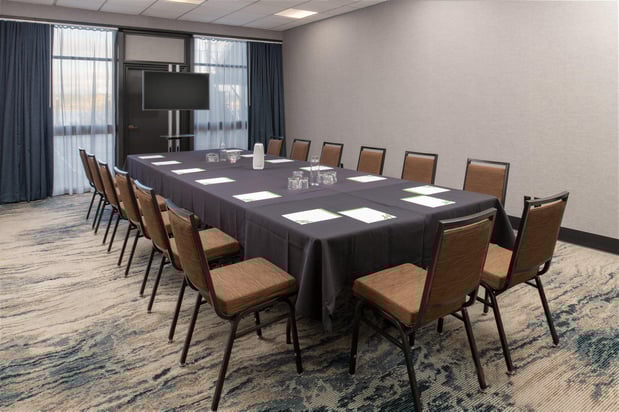 Images Holiday Inn Portland - Columbia Riverfront by IHG