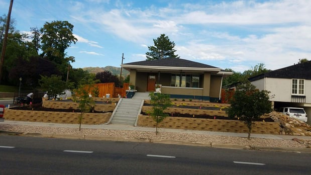 Images Larry's Lawn & Services