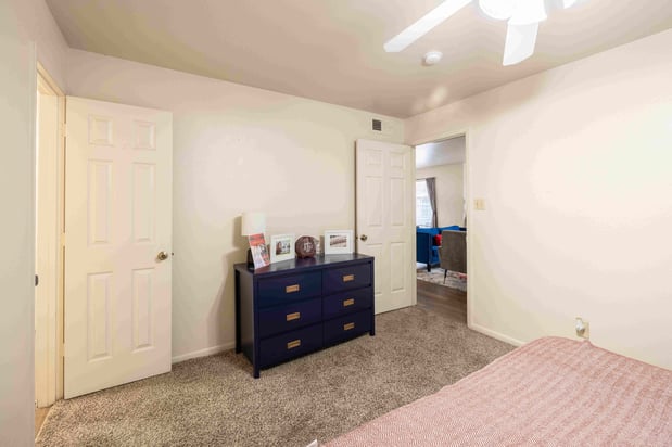 Images The Enclave