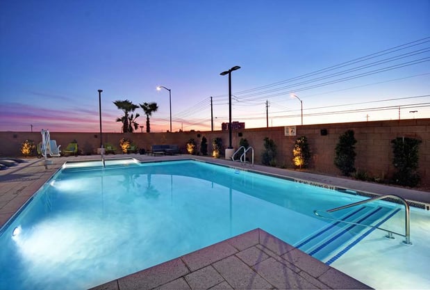 Images Hampton Inn Las Vegas Strip South