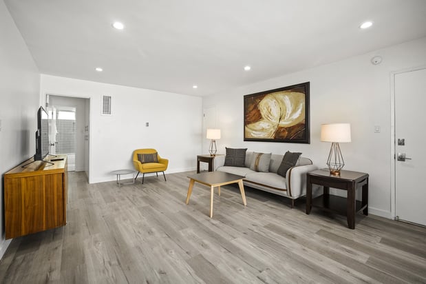 Images Kling Trio Apartments