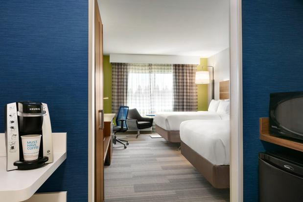 Images Holiday Inn Express & Suites Salisbury, an IHG Hotel