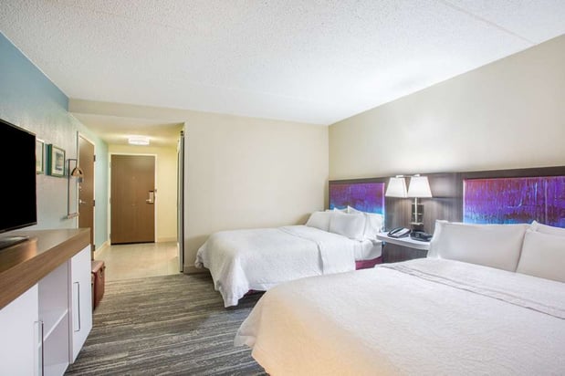 Images Hampton Inn Fishkill