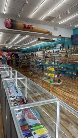 Images World of Smoke & Vape - Queen Anne