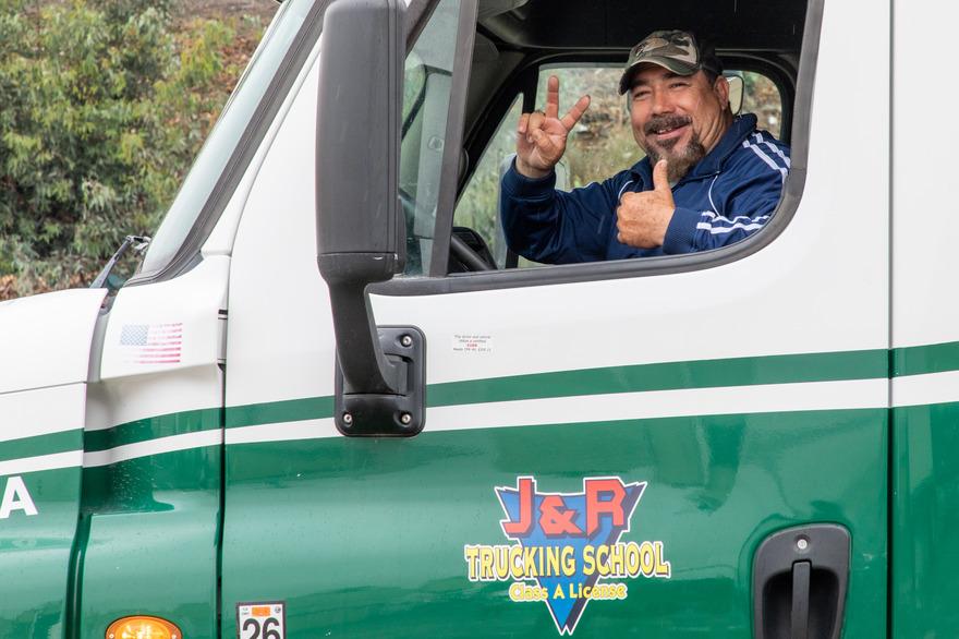 Happy Student J & R Trucking School Fresno (559)444-1339