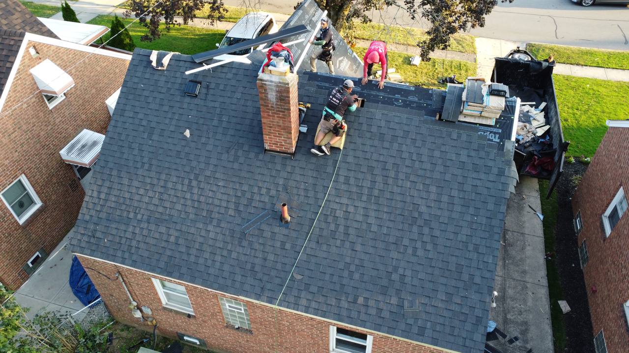 StormFront Construction Image