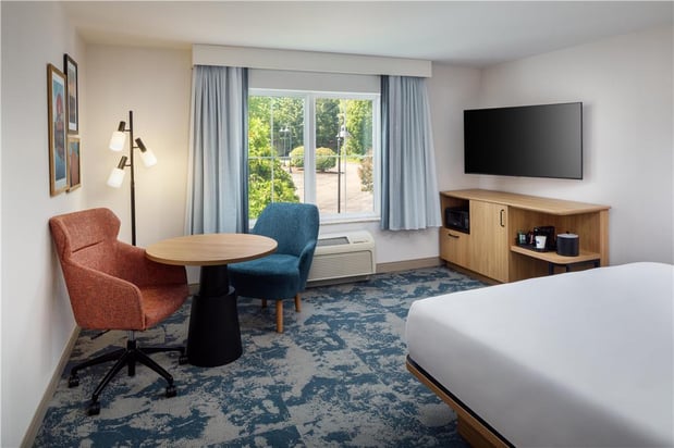 Images Hampton Inn Nashua