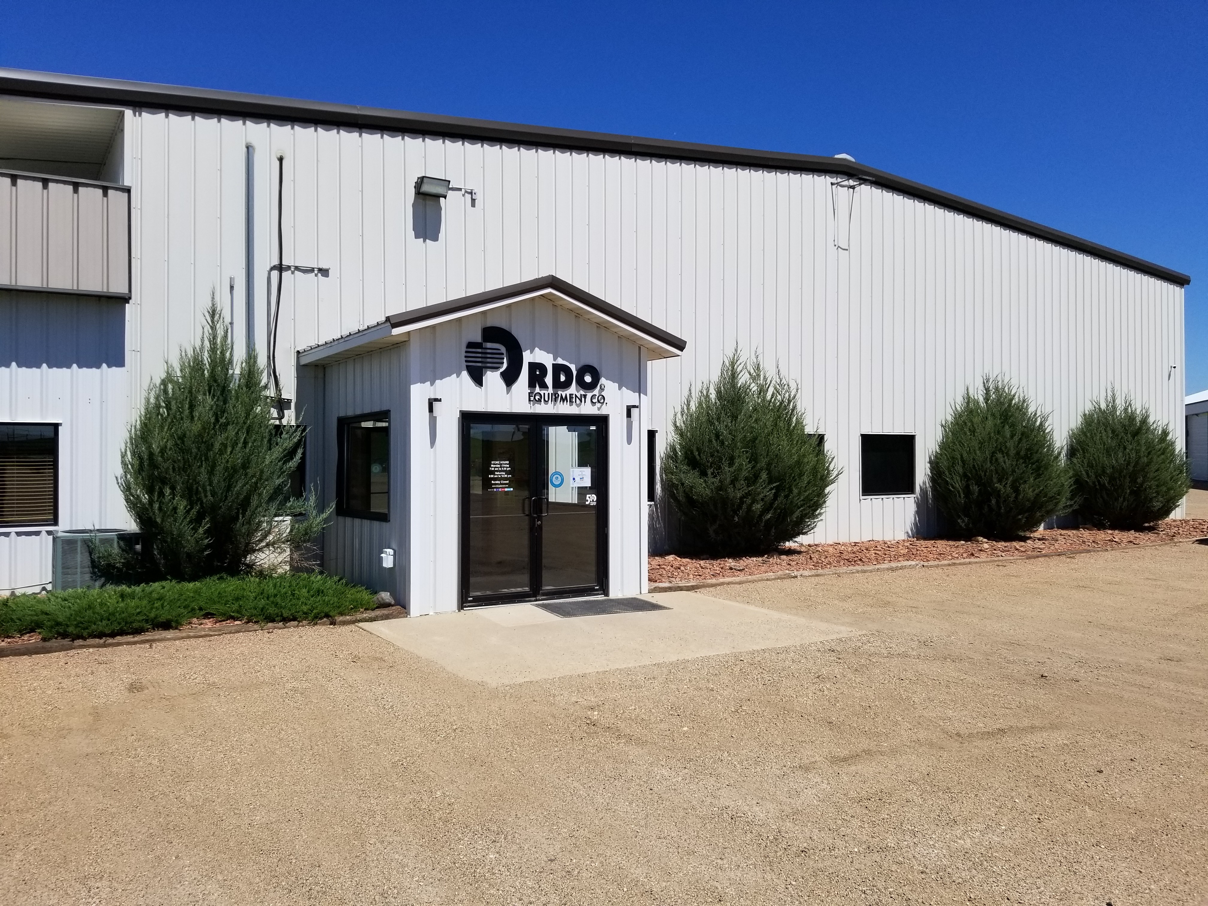 Store Entrance at RDO Equipment Co. in Lisbon, ND