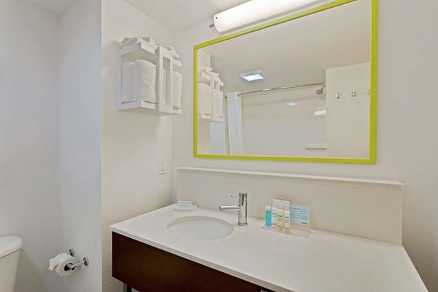 Images Hampton Inn & Suites Orlando Intl Dr N