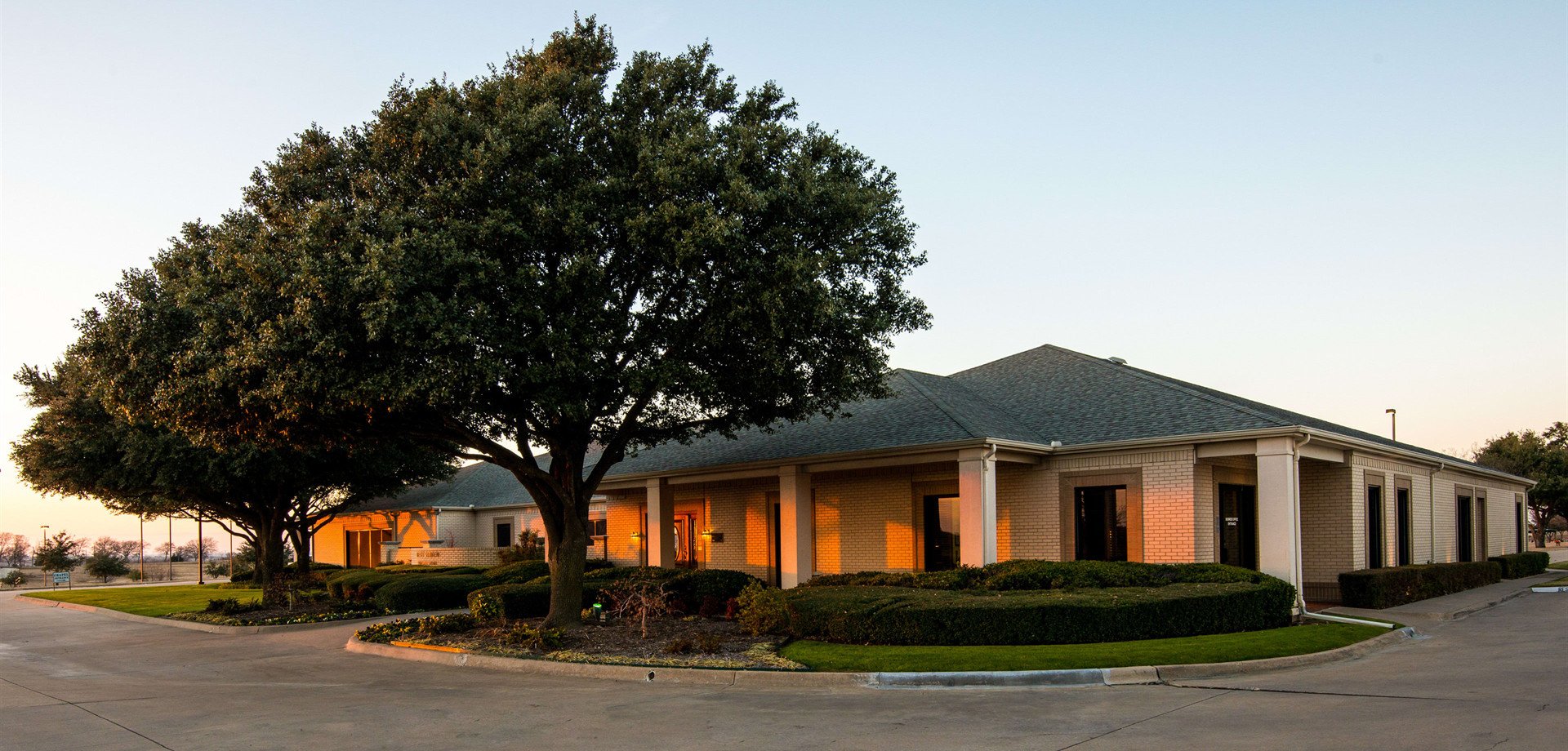 Image 2 | Rest Haven Funeral Home - Rowlett