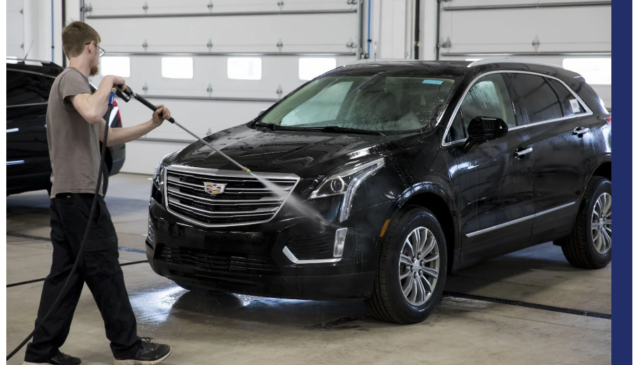 Auto Body Service in in St. Clair Shores, Michigan