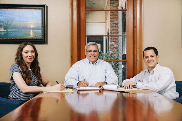 Images Stutes & Lavergne Law Firm