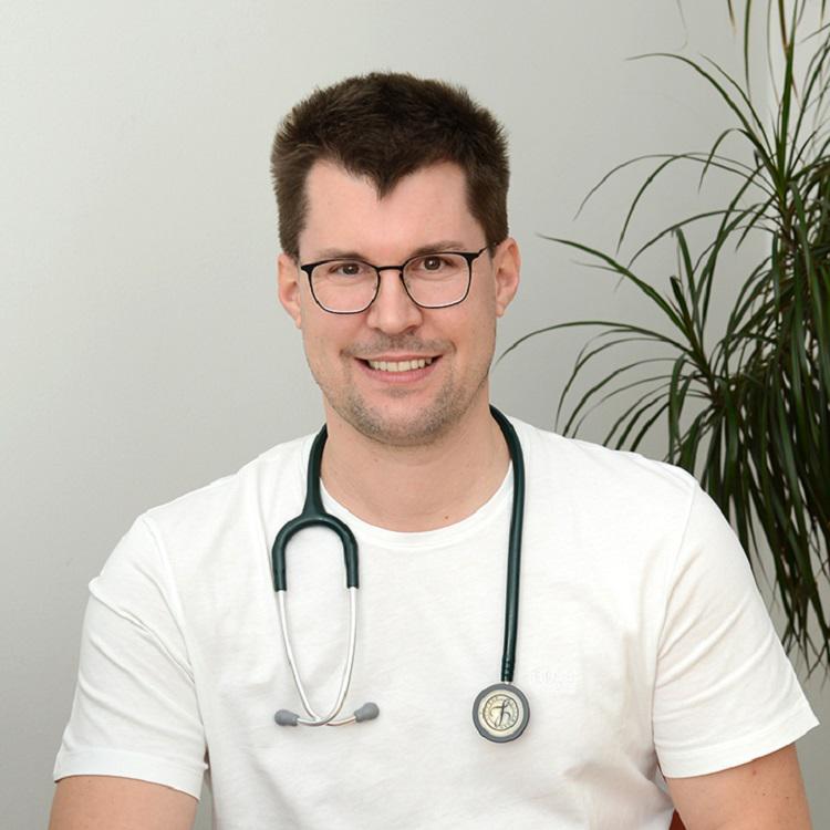 Bilder Dr. Bernhard Wechselberger - Facharzt für Innere Medizin & Pneumologie